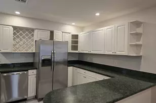 89 Sumo Village Ct, Newark, NJ 07114 - Photo 16