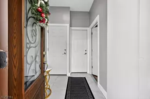 215 Myrtle Ave, Irvington, NJ 07111 - Photo 6