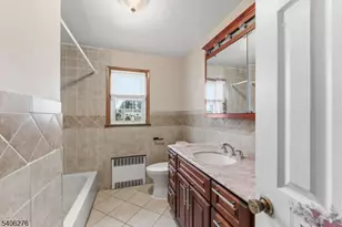 18 Tennyson St Unit, Carteret, NJ 07008 - Photo 8