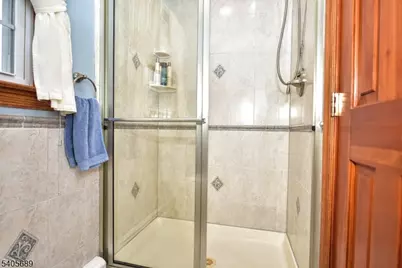 237 Glenwood Dr, North Haledon, NJ 07508 - Photo 22