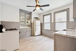 193 Hoffman Blvd, East Orange, NJ 07017 - Photo 20