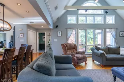 9 Wayside Ln, Clinton Township, NJ 08833 - Photo 12