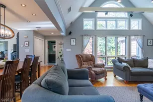 9 Wayside Ln, Clinton Township, NJ 08833 - Photo 12