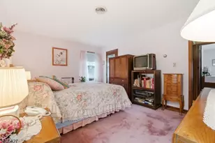 33 Edgemere Terrace, Washington Township, NJ 07882 - Photo 16