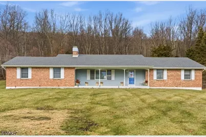 33 Edgemere Ter, Washington Township, NJ 07882 - Photo 2