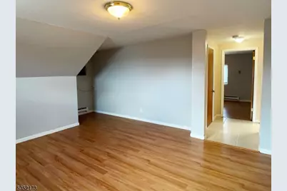 17 Gates Ave #3, Montclair, NJ 07042 - Photo 4