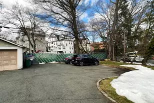 17 Gates Ave, Montclair, NJ 07042 - Photo 10