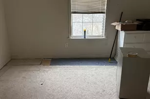 39 Canterbury Ln, Mansfield Township, NJ 07840 - Photo 2