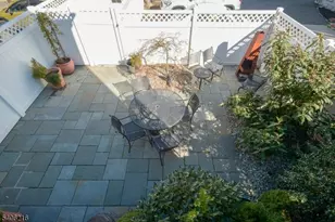 94 Walnut St Unit, Montclair, NJ 07042 - Photo 20