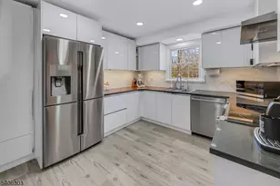 25 Sunset Trail, Rockaway Township, NJ 07866 - Photo 4