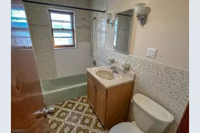 325-327 John St Apt #5, Elizabeth, NJ 07202 - Photo 16