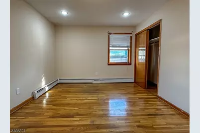 325-327 John St Apt 5 #4, Elizabeth, NJ 07202 - Photo 14