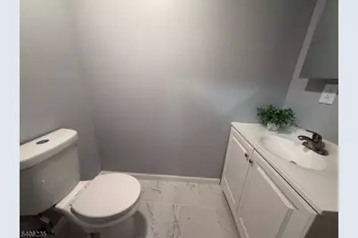 327 Bond St, Elizabeth, NJ 07206 - Photo 12