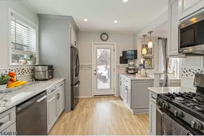 12 Winding Way, West Orange Township, NJ 07052 - Photo 10