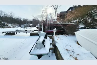 213 Squaw Trl, Hopatcong, NJ 07821 - Photo 6