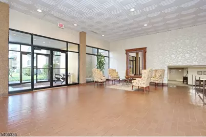 521 Piermont Ave #403A, River Vale Township, NJ 07675 - Photo 4