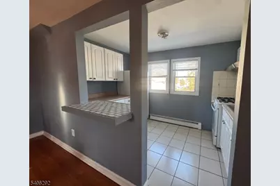 2505 Girard Pl, Union Township, NJ 07083 - Photo 4