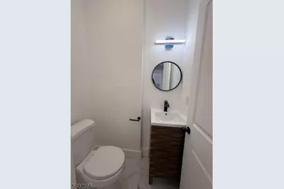 69 Brookdale Ave #2L, Newark, NJ 07106 - Photo 12