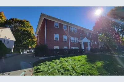 138 Roseland Ave, Unit 4, Caldwell, NJ 07006 - Photo 4