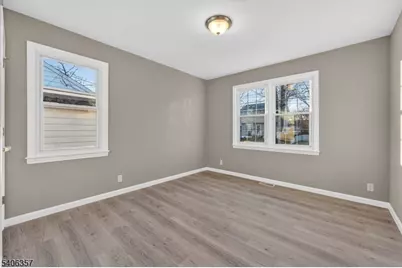 28 Madison Ave, Woodbridge Township, NJ 07001 - Photo 20