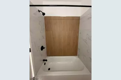 69 Brookdale Ave #3L, Newark, NJ 07106 - Photo 8