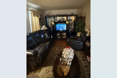 2745 Vauxhall Rd, Union Township, NJ 07083 - Photo 4