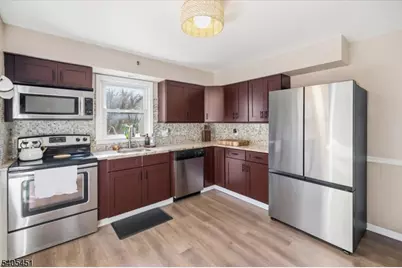 16 Wildwood Ter, Ringwood, NJ 07456 - Photo 8