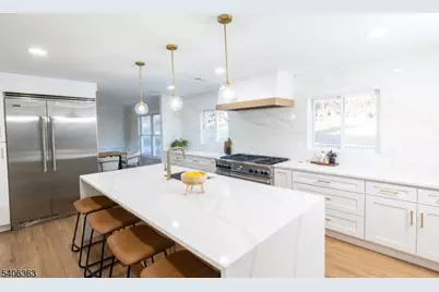 13 Sycamore Way, Warren Township, NJ 07059 - Photo 4