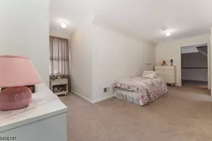 107 Samson Dr, Raritan Township, NJ 08822 - Photo 16