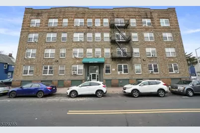 133 N Maple Ave #302, East Orange, NJ 07017 - Photo 2