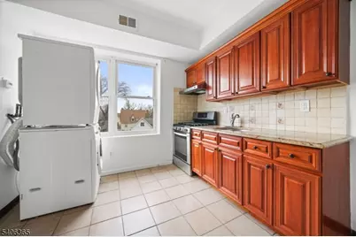 133 N Maple Ave #302, East Orange, NJ 07017 - Photo 10