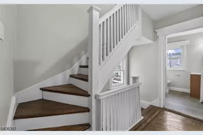 42 Crawford St, East Orange, NJ 07018 - Photo 4