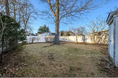 49 Navajo Ave, Parsippany, NJ 07034 - Photo 18