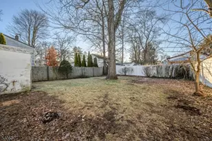 49 Navajo Ave, Parsippany, NJ 07034 - Photo 20