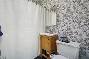 82 Hackensack St, Wood Ridge, NJ 07075 - Photo 16