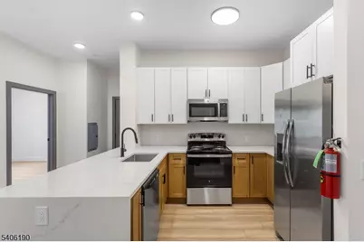 87 Mary St #501, Paterson, NJ 07503 - Photo 4