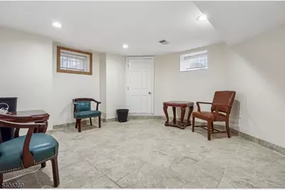 313 17 Rahway Ave, Elizabeth, NJ 07202 - Photo 32