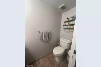 55 Clinton Pl #207, Hackensack, NJ 07601 - Photo 10