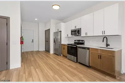 87 Mary St #502, Paterson, NJ 07503 - Photo 6