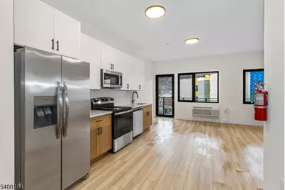 87 Mary St #502, Paterson, NJ 07503 - Photo 2