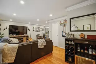 39 Harrison Ave, Montclair, NJ 07042 - Photo 8