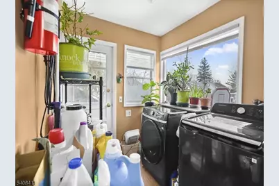 110 Gourley Ave, Clifton, NJ 07013 - Photo 14