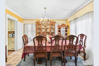 110 Gourley Ave, Clifton, NJ 07013 - Photo 8