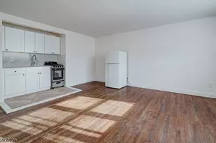 22 Cottage St, South Orange, NJ 07079 - Photo 2