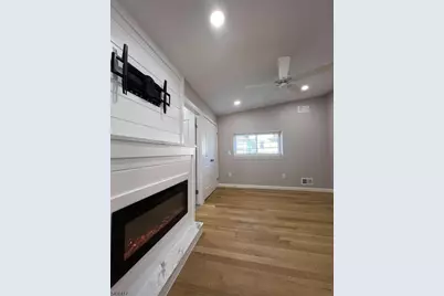 590 Central Ave, Carlstadt, NJ 07072 - Photo 4