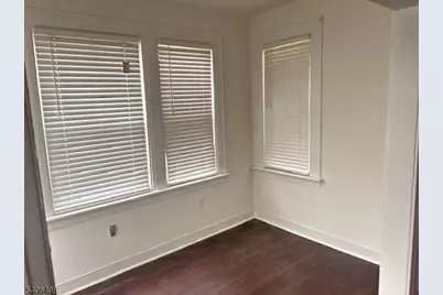 185 Goldsmith Ave, Newark, NJ 07112 - Photo 8