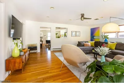 124 Essex Ave, Glen Ridge, NJ 07028 - Photo 6