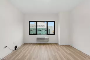 87 Mary St, Paterson, NJ 07503 - Photo 6