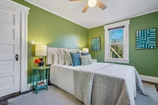 32 Edgewood Rd, Glen Ridge Boro Twp., NJ 07028 - Photo 16