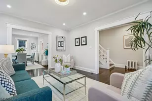 32 Edgewood Rd, Glen Ridge Boro Twp., NJ 07028 - Photo 6